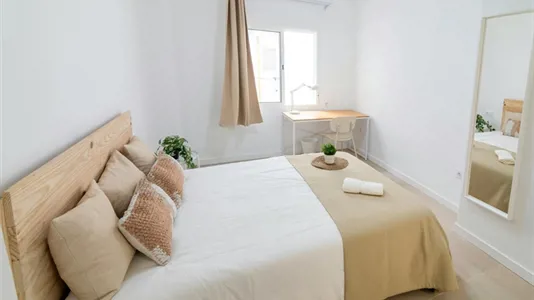 Rooms in Valencia L'Eixample - photo 3