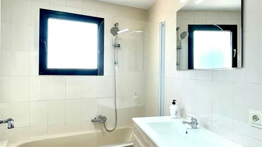 Rooms in Málaga - photo 7