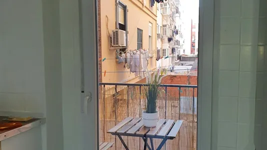 Rooms in Valencia Extramurs - photo 9