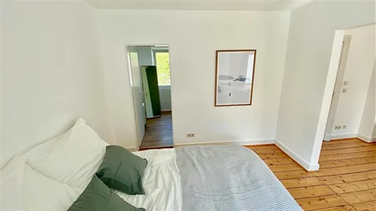 Rooms in Hamburg Nord - photo 6