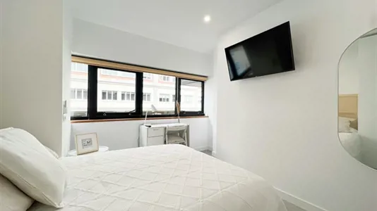 Rooms in Madrid Centro - photo 1