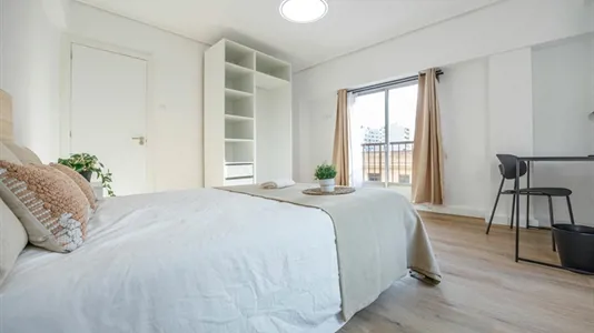 Rooms in Tavernes Blanques - photo 3