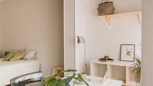 Rooms in Barcelona Eixample - photo 6