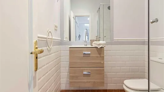 Rooms in Madrid Centro - photo 6