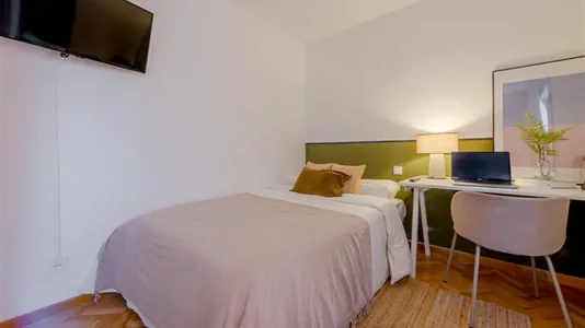 Rooms in Madrid Retiro - photo 2