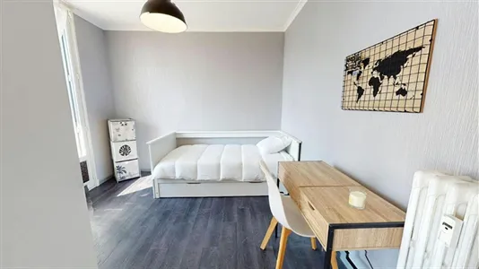 Rooms in Lyon - photo 1