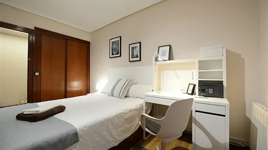 Rooms in Bilbao - photo 7