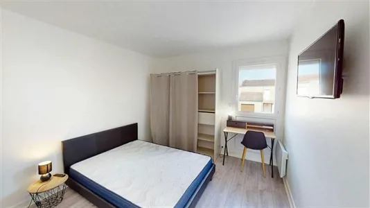 Rooms in Poitiers - photo 2