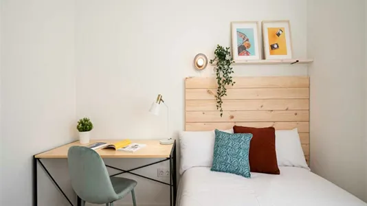 Rooms in Madrid Chamberí - photo 5