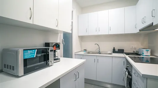 Rooms in Barcelona Les Corts - photo 6