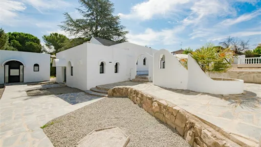 Rooms in Villaviciosa de Odón - photo 9