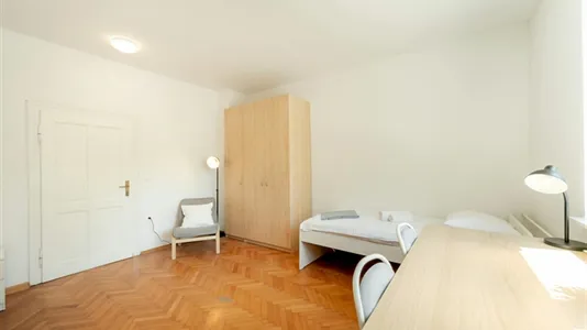 Rooms in Besnica - photo 3