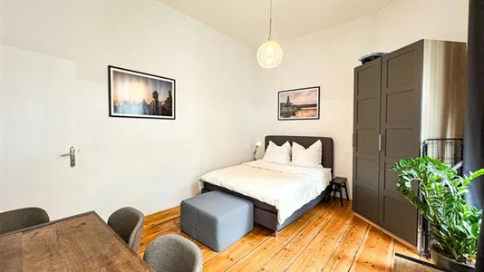 Apartments in Berlin Friedrichshain-Kreuzberg - photo 2