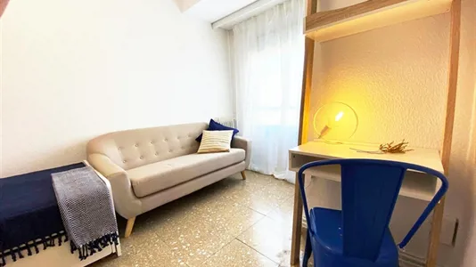 Rooms in Valencia Ciutat Vella - photo 2