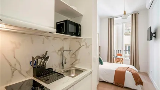Rooms in Madrid Centro - photo 5
