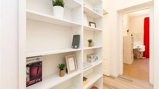 Rooms in Milano Zona 2 - Stazione Centrale, Gorla, Turro, Greco, Crescenzago - photo 9