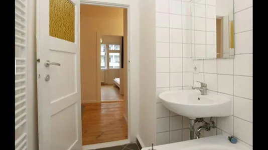 Rooms in Berlin Neukölln - photo 8