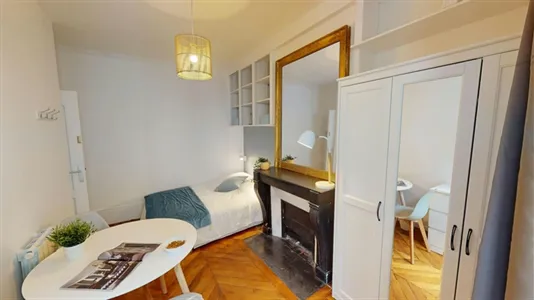 Rooms in Paris 16éme arrondissement (North) - photo 1