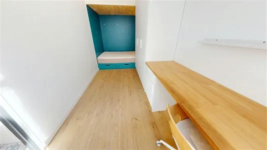 Apartments in Lyon - photo 3