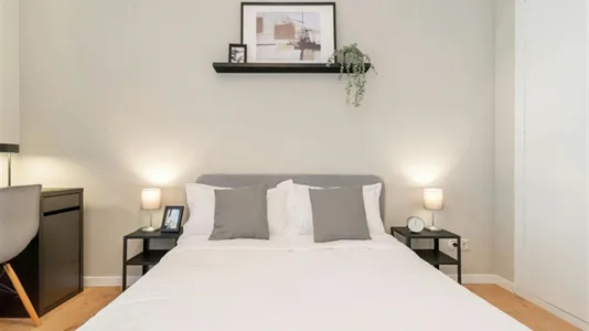 Rooms in Barcelona Les Corts - photo 4