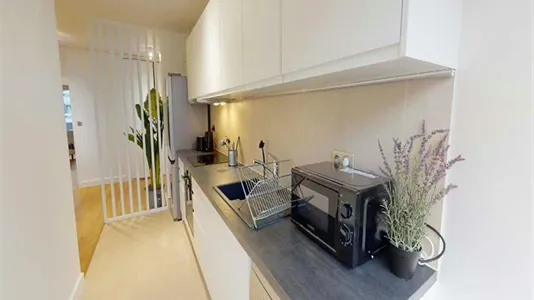 Rooms in Paris 15ème arrondissement - photo 9