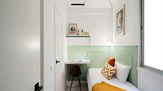 Rooms in Madrid Centro - photo 6