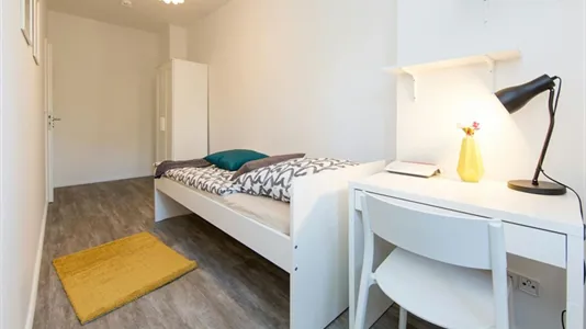 Rooms in Berlin Mitte - photo 4