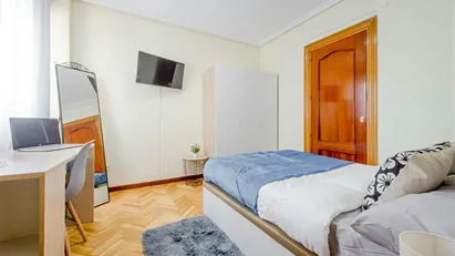Room for rent in Madrid Fuencarral-El Pardo, Madrid