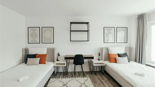 Apartments in Berlin Charlottenburg-Wilmersdorf - photo 1