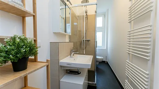 Rooms in Berlin Neukölln - photo 8