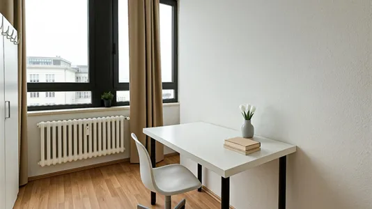 Rooms in Berlin Charlottenburg-Wilmersdorf - photo 3