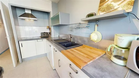 Apartments in Lyon - photo 4