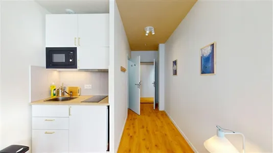 Rooms in Nanterre - photo 8