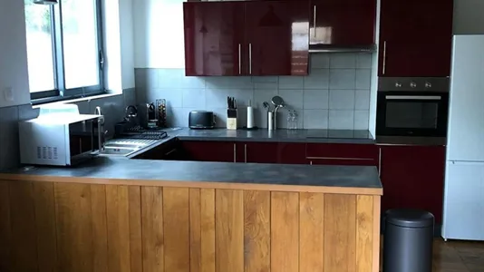 Houses in Angoulême - photo 2