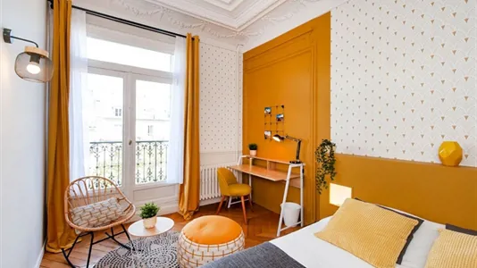 Rooms in Paris 17ème arrondissement - photo 1
