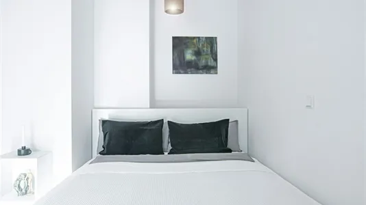 Apartments in Dusseldorf - photo 2