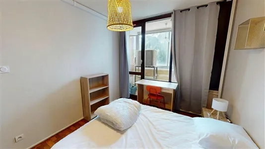 Rooms in Grenoble - photo 4