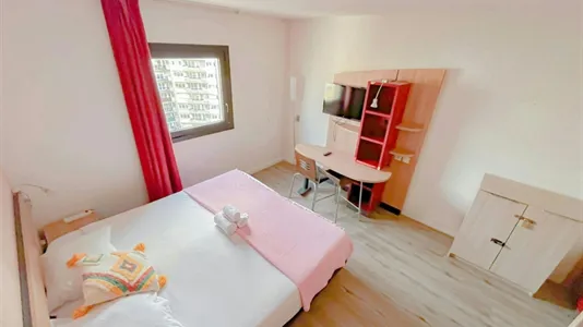 Apartments in Bobigny - photo 2