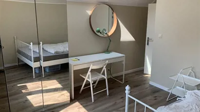 Room for rent in Brussels Schaarbeek, Brussels