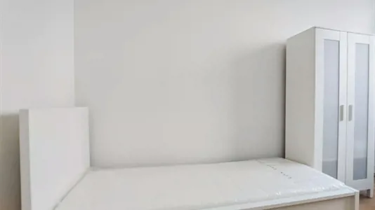 Rooms in Berlin Charlottenburg-Wilmersdorf - photo 2