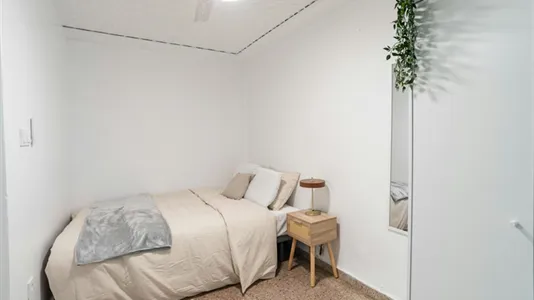 Rooms in Mislata - photo 2