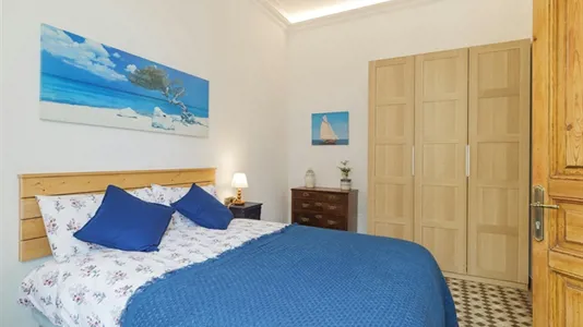 Rooms in Barcelona Eixample - photo 3