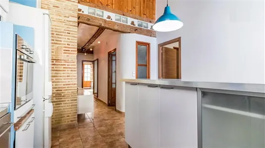 Rooms in Valencia Extramurs - photo 5