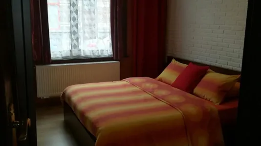 Apartments in Brussels Sint-Jans-Molenbeek - photo 4
