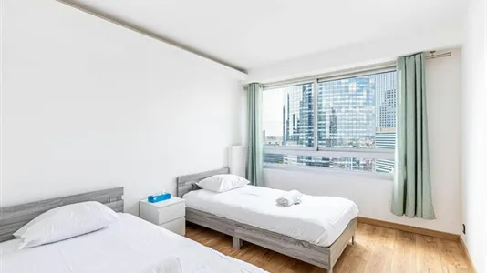 Apartments in Nanterre - photo 5