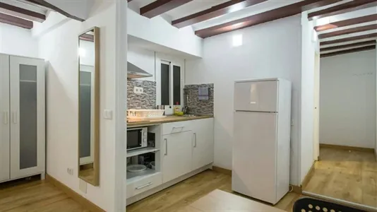 Apartments in Barcelona Ciutat Vella - photo 8