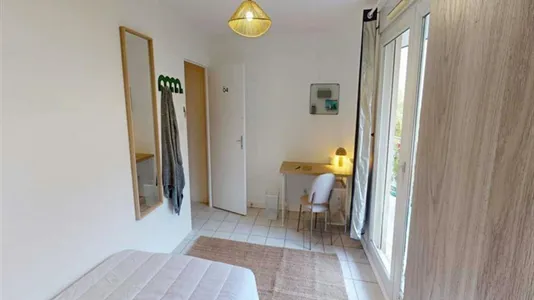 Rooms in Lyon - photo 2