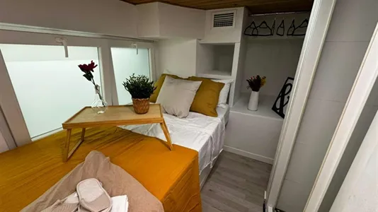 Rooms in Madrid Centro - photo 4