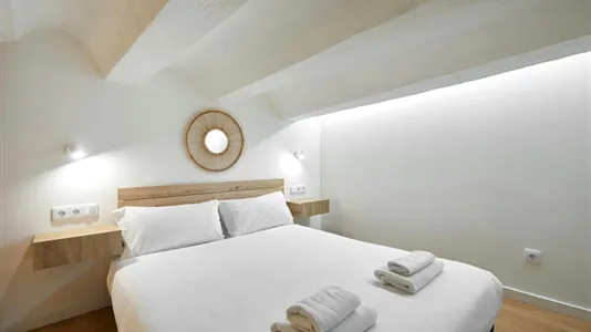 Apartments in Barcelona Ciutat Vella - photo 10