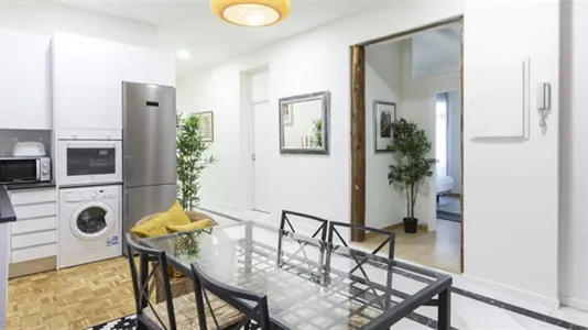 Rooms in Madrid Chamberí - photo 10